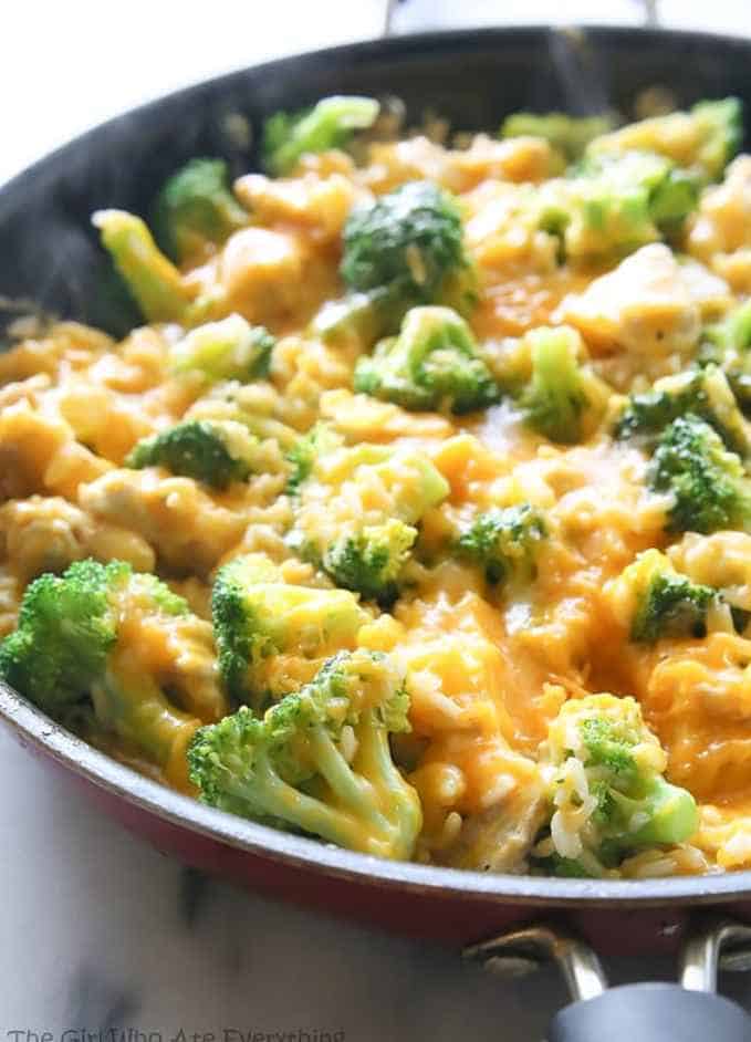 One-Pan Chicken With Broccoli and Cheddar Rice