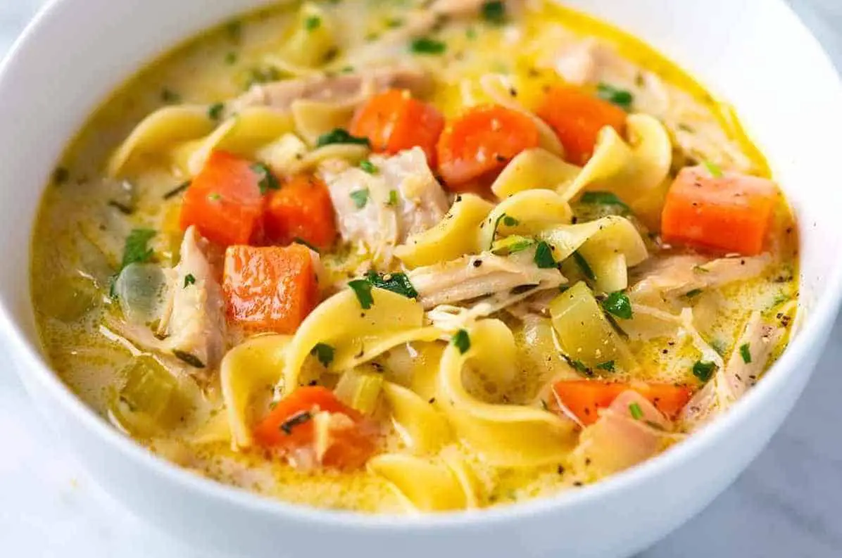 what-to-serve-with-chicken-noodle-soup