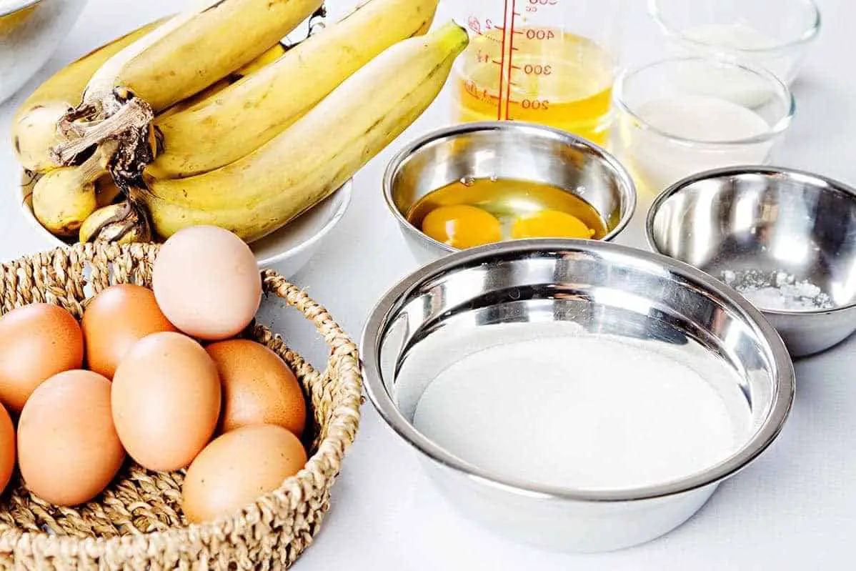 4-Egg-Alternatives-in-Baking