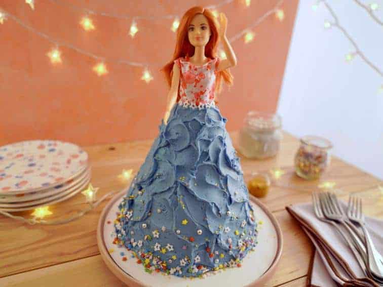 Blueberry-Doll-Cake