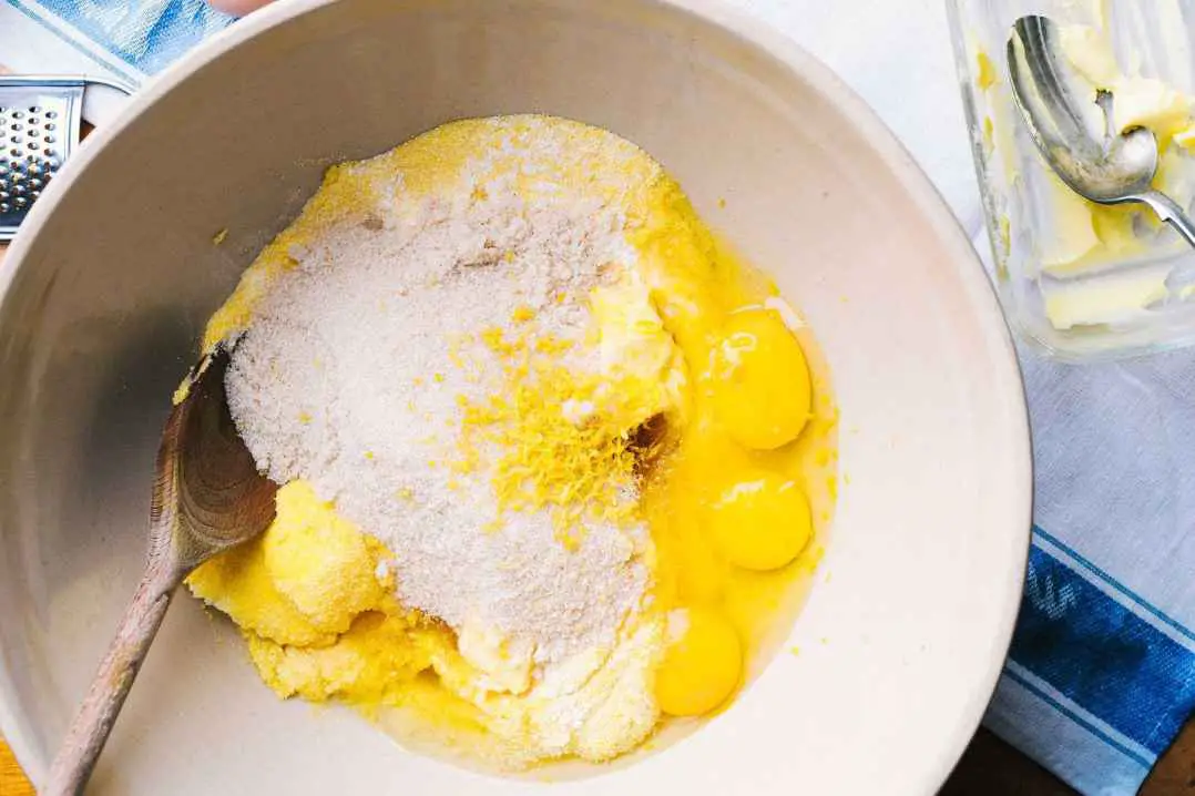 Eggs-baking-Color