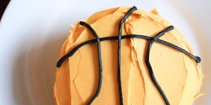 Simple-Basketball-Cake-Recipe
