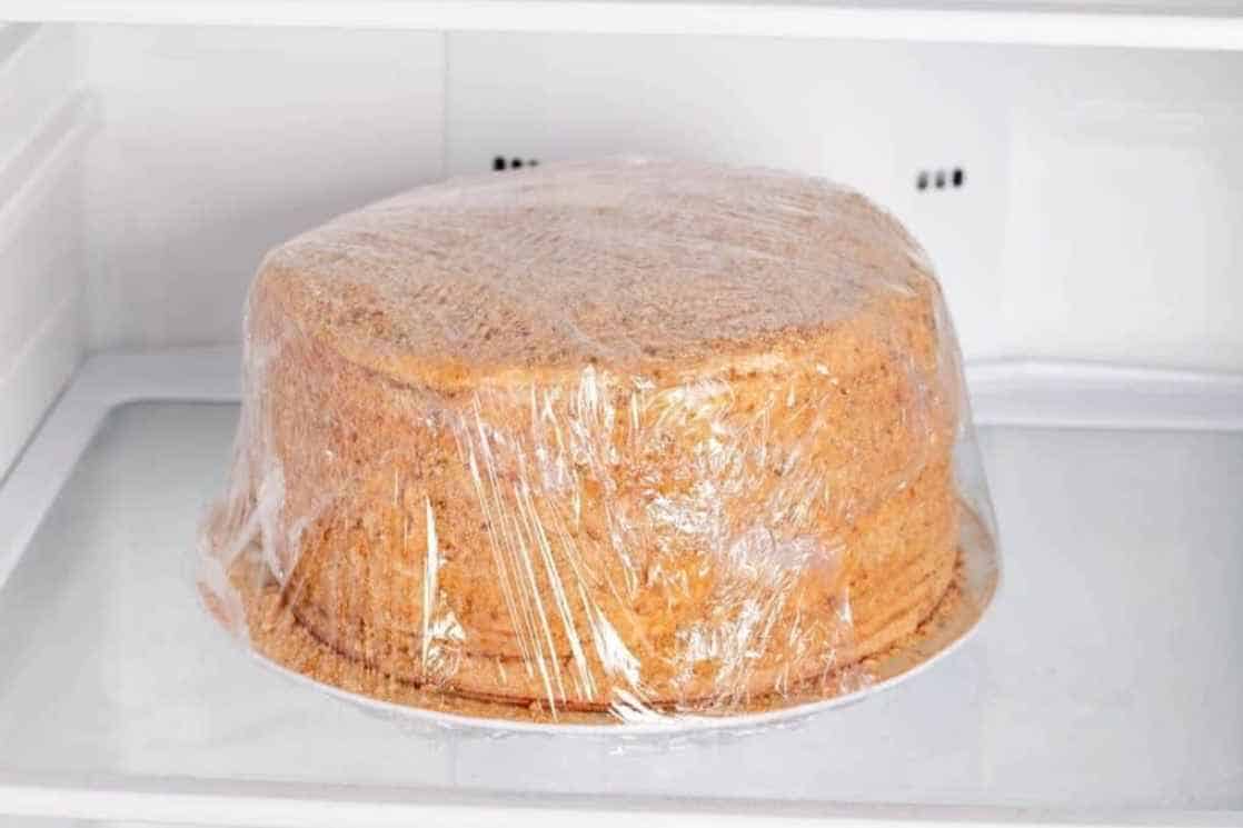 Tips-and-Tricks-for-Storing-Cakes
