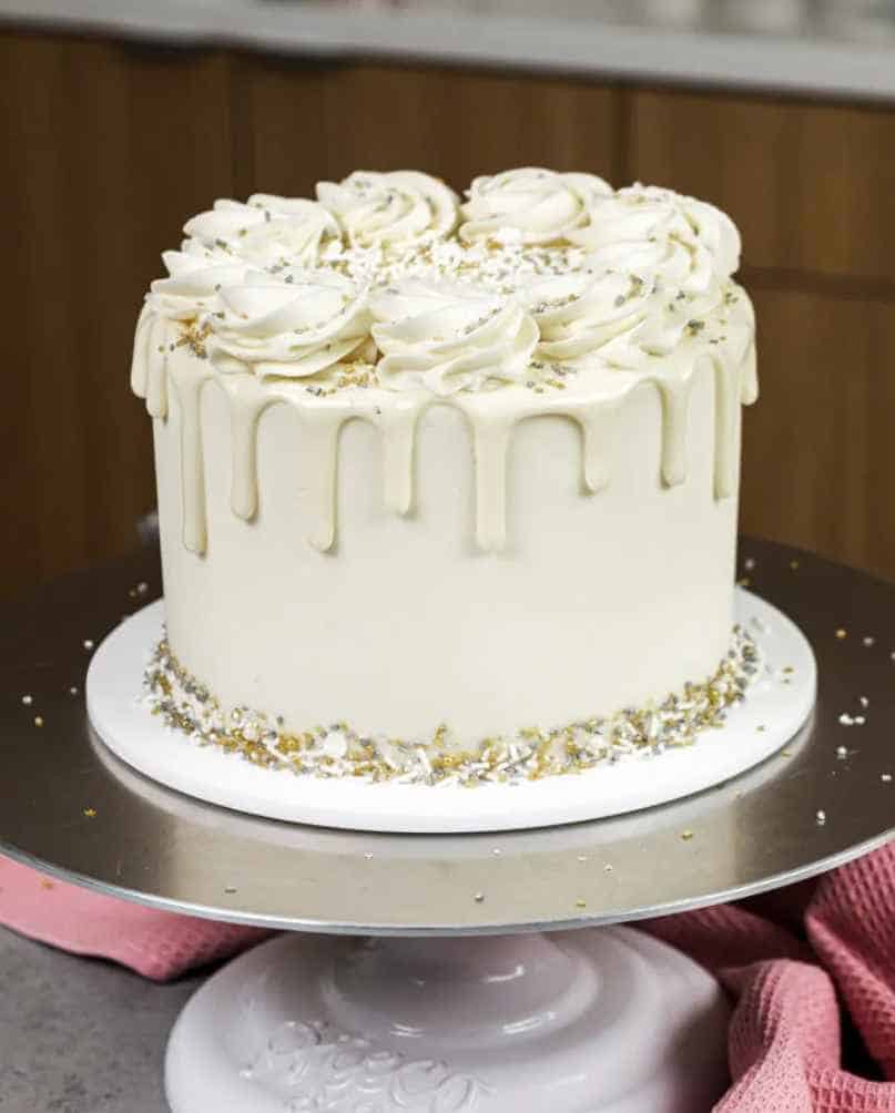 Three layers vanilla cake for 15/18 people – I Eat Italian North London