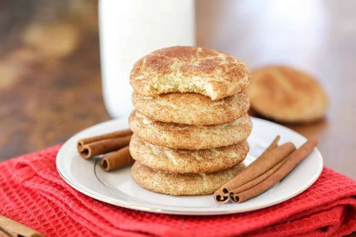 Cinnamon-sugary-snickerdoodle-cookies
