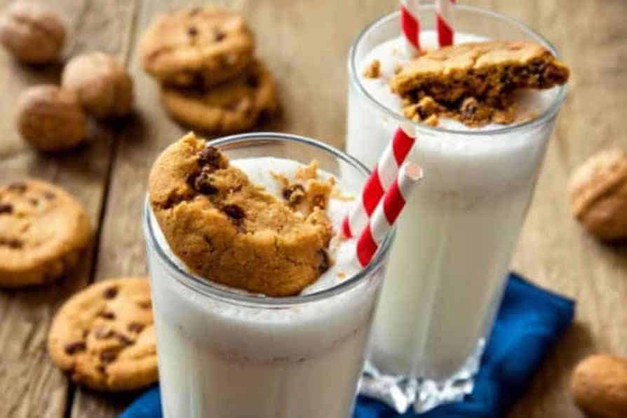 Leftover-Cookies-Make-Milkshakes