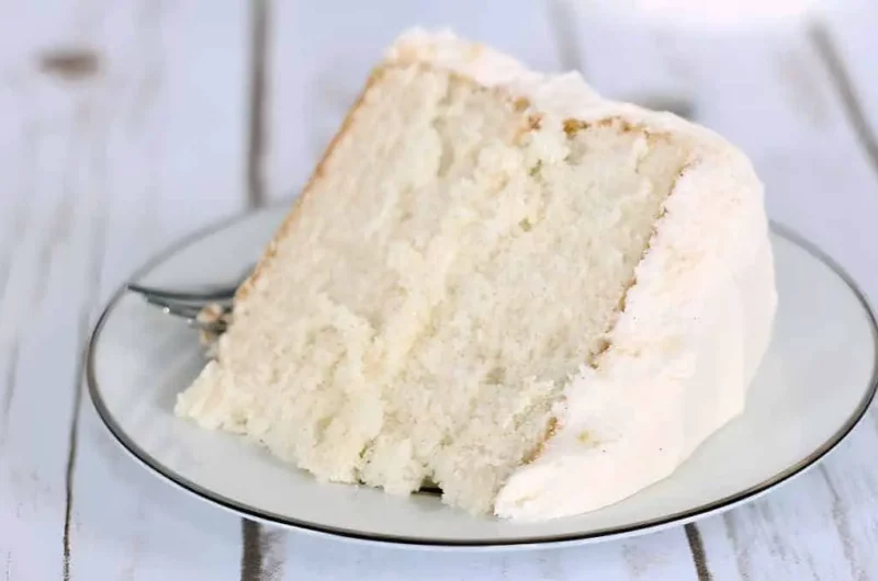 18 Best White Cake Mix Recipes